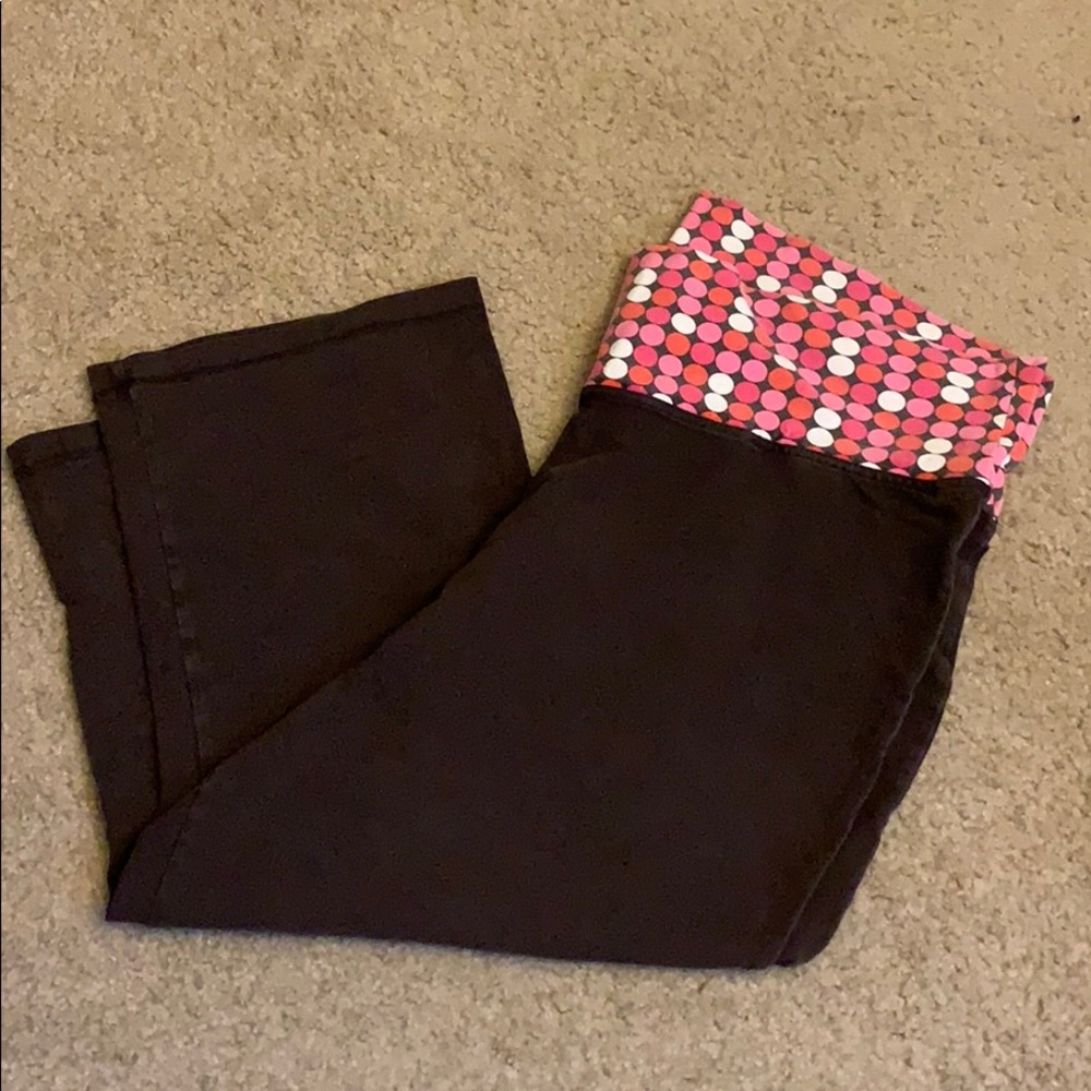 Old Navy cropped pants